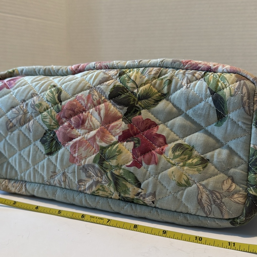 Isabella’s Journey Tea Rose Tote with Ribbon Floral Print - Picture 11 of 13